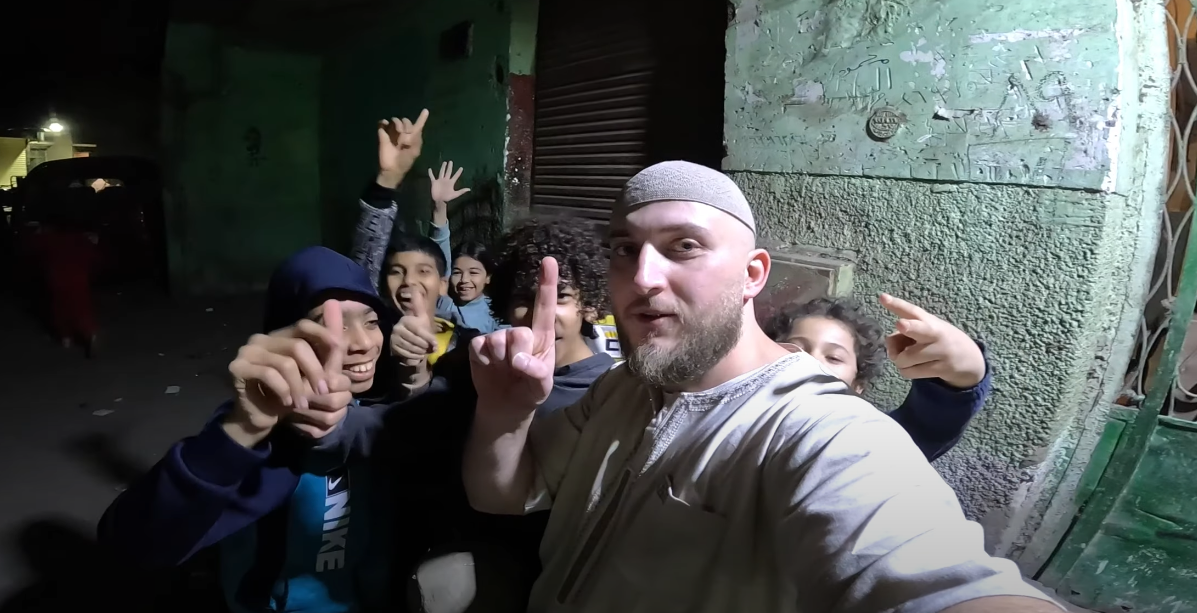 Fußballspielen mit den Kindern