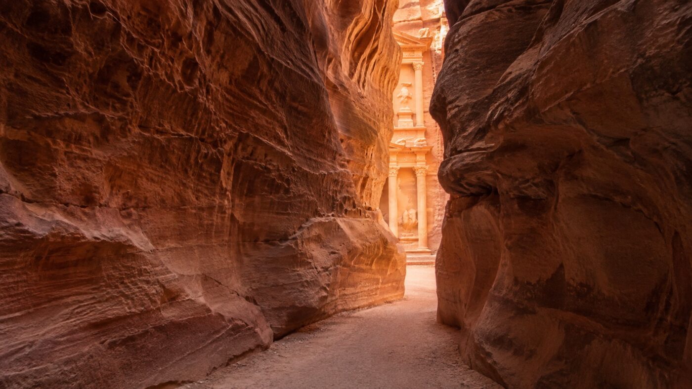Petra Besuch ohne Hetze: Siq, Schatzhaus und Pausen sinnvoll verbinden